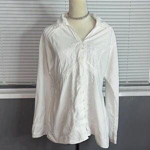 Chic White Button-Up Blouse
